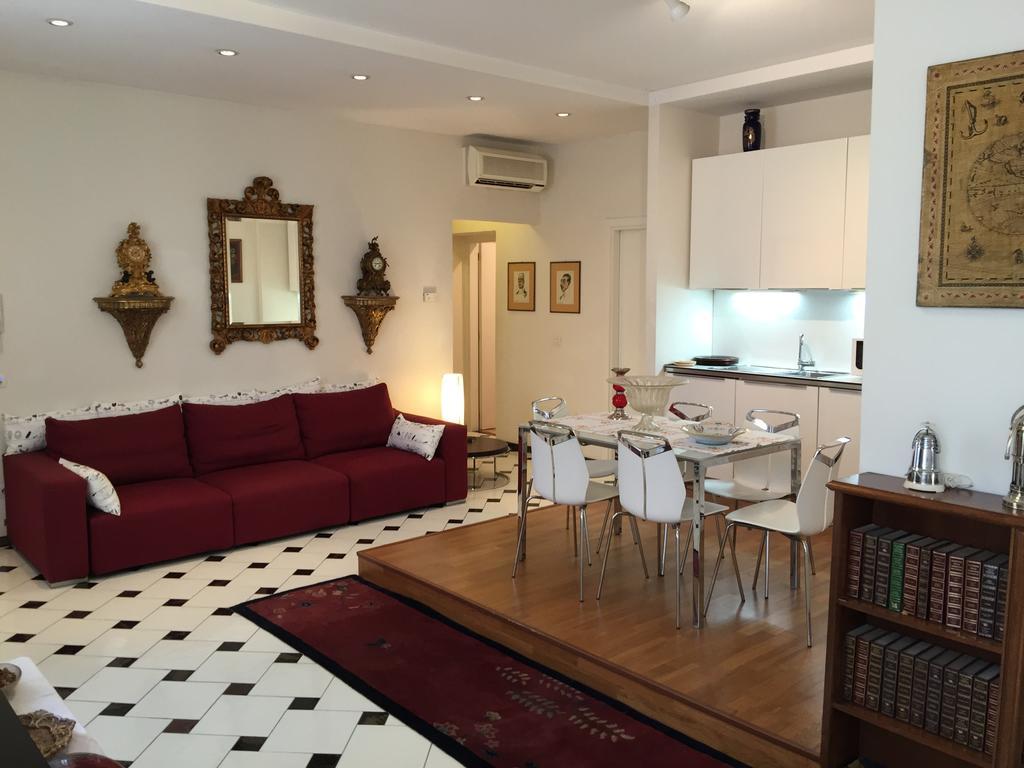 Appartamento Piazza San Marco フィレンツェ 部屋 写真